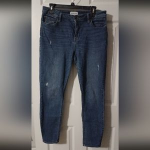 Ships FREE Womens Denim distressed hip jeans size 10 12